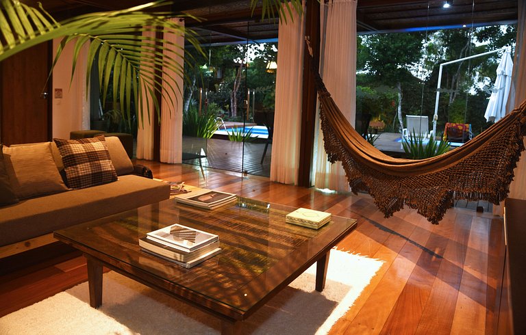 Casa Ivano com piscina, no melhor bairro