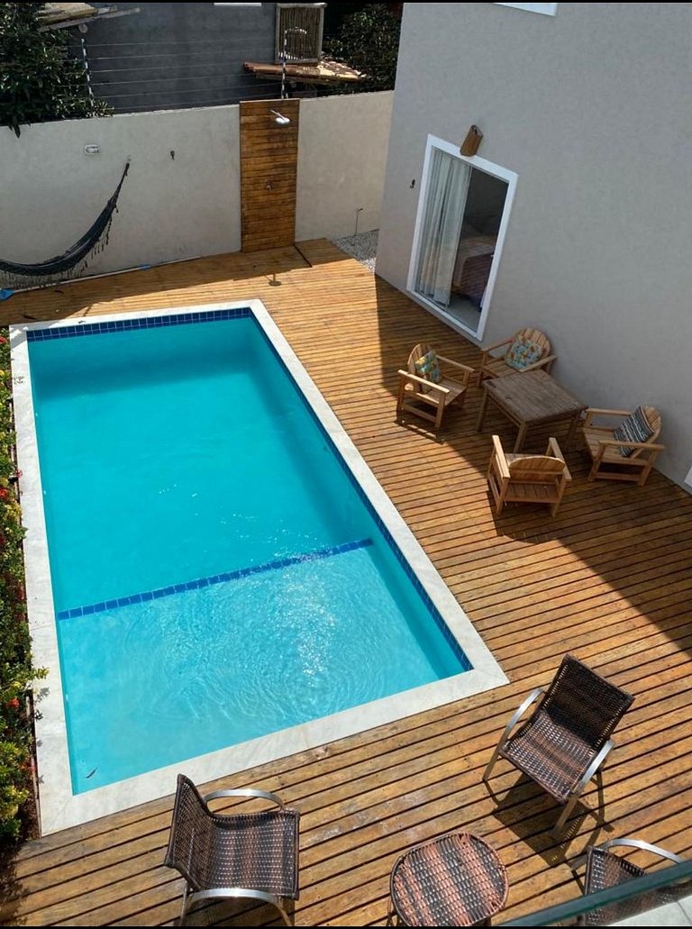 4 quartos, Piscina Bairro 1,5km do Centro de Arraial