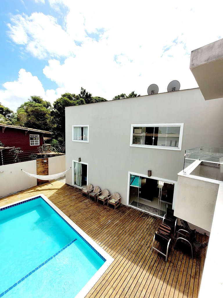 4 quartos, Piscina Bairro 1,5km do Centro de Arraial