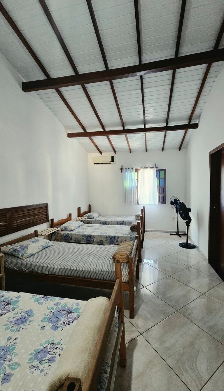 Casa branca Privativa 3 dormitórios Arraial